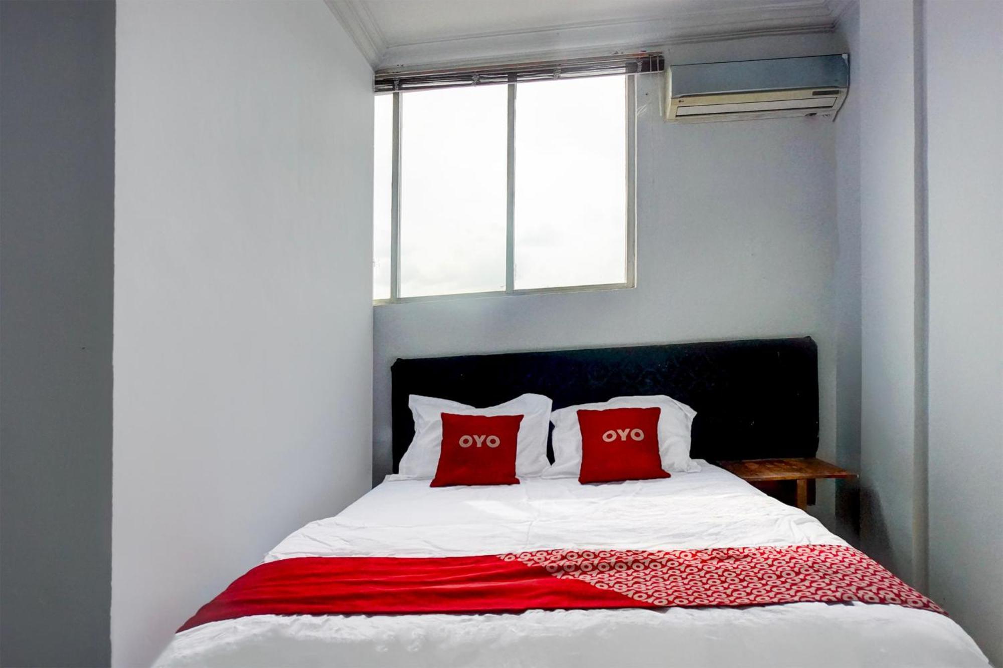 Hotel O Medan City Center Near Plaza Medan Fair Eksteriør bilde