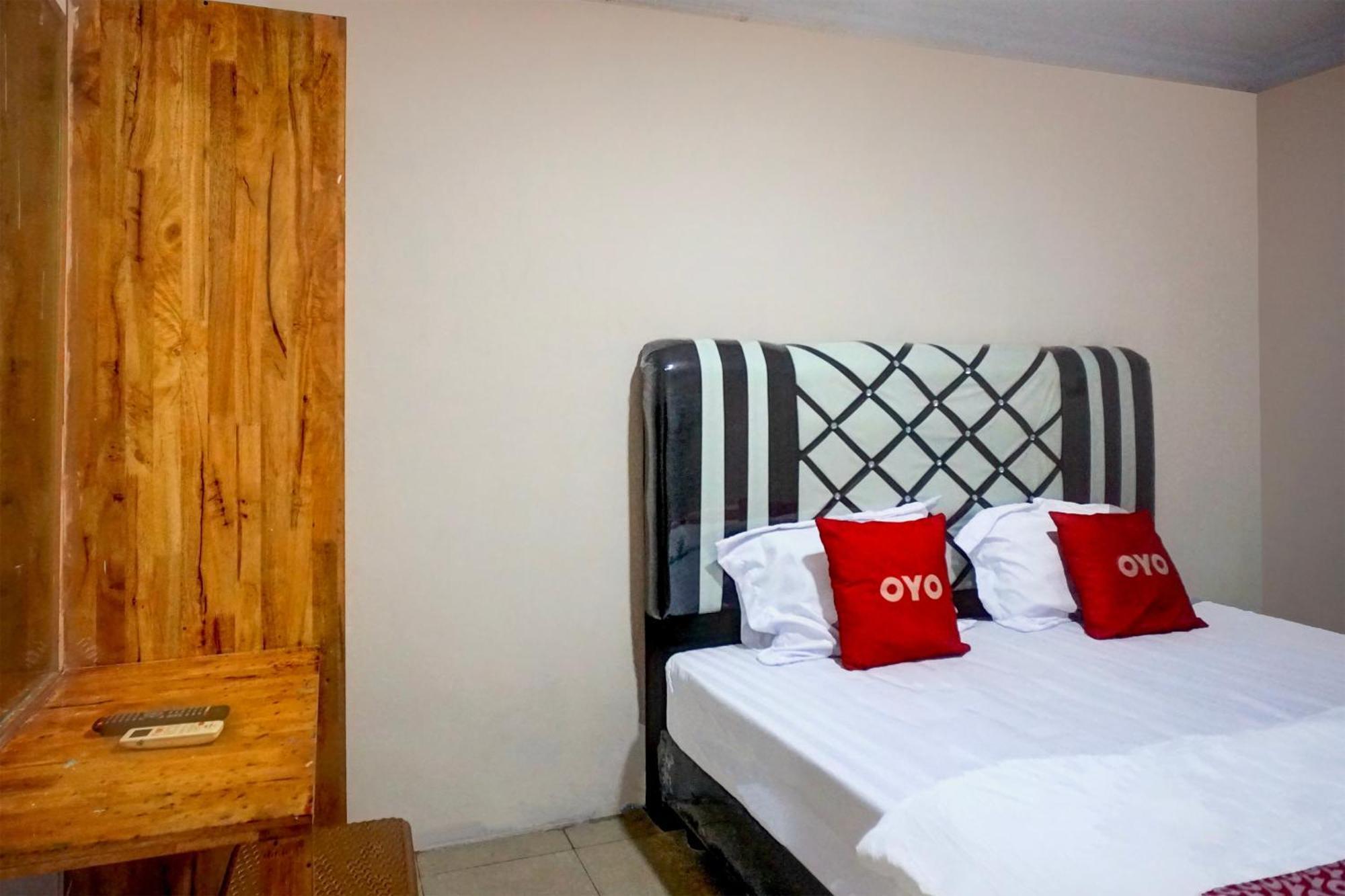 Hotel O Medan City Center Near Plaza Medan Fair Eksteriør bilde
