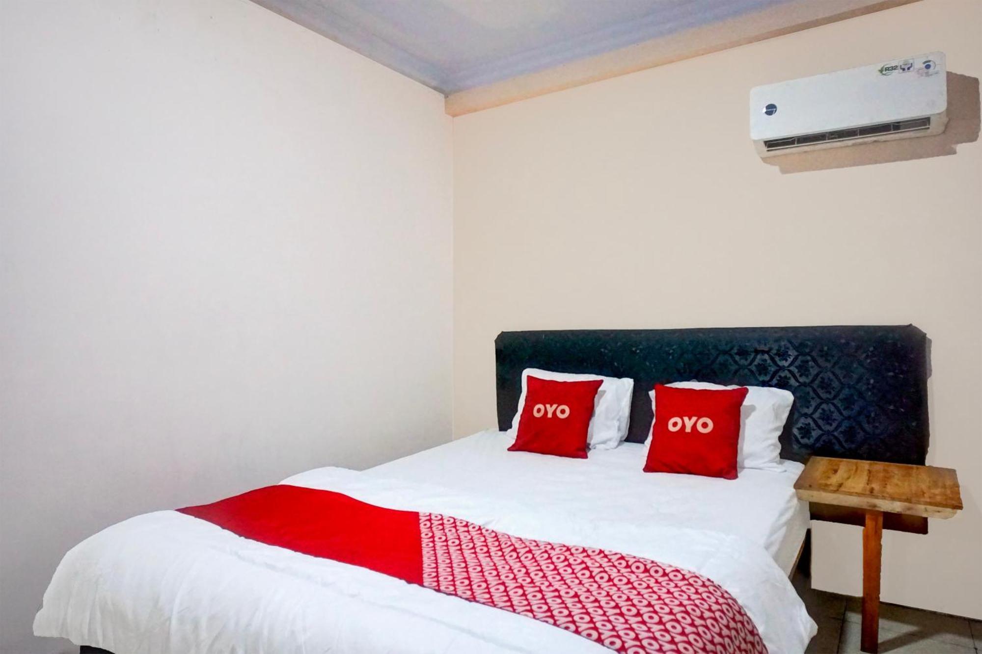 Hotel O Medan City Center Near Plaza Medan Fair Eksteriør bilde